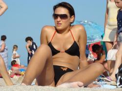 Topless girls on the beach - 083 - part 2 15/27