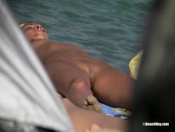 Nude girls on the beach - 378 35/63