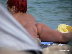 Nude girls on the beach - 378 62/63