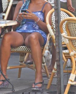 120515 - upskirt 6/23