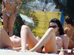 Topless girls on the beach - 186 - part 1 29/38