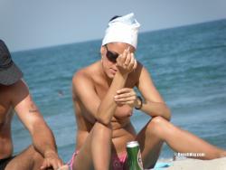 Topless girls on the beach - 044 - part 1 33/63