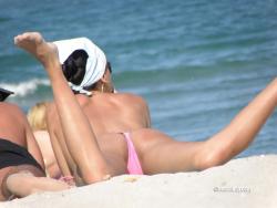 Topless girls on the beach - 044 - part 1 62/63