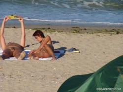 Nude girls on the beach - 381 25/49