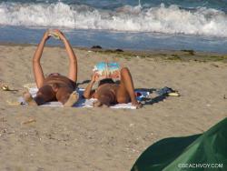 Nude girls on the beach - 381 37/49