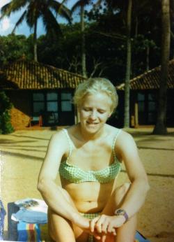 Beachgirls 20 6/36