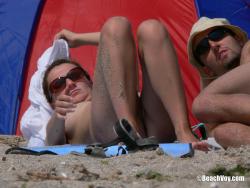 Nude girls on the beach - 251 9/33