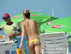 Topless girls on the beach - 097 - part 2 20/32