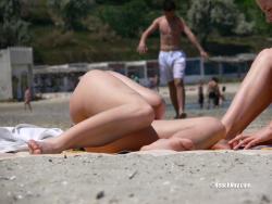 Topless girls on the beach - 094 - part 1 28/49