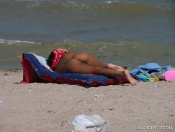 Nude girls on the beach - 159 4/49