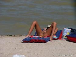 Nude girls on the beach - 159 44/49