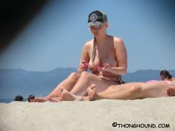 Topless girls on the beach - 284 41/49