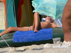 Nude girls on the beach - 115 - part 2 2/23