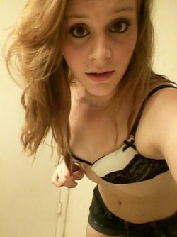 Sexy teen redhead 85/90