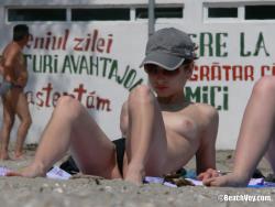 Topless girls on the beach - 037 - part 3 1/38