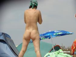 Nude girls on the beach - 339 24/31