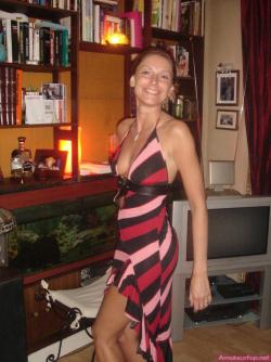 Mature blonde woman  with gorgeous body 1/39
