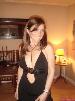 Mature blonde woman  with gorgeous body 26/39