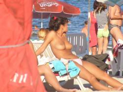 Topless girls on the beach - 146 37/42