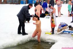 Horny students group makes hot pictures in winter 28/39