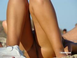 Nude girls on the beach - 373 3/49