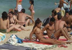 Topless girls on the beach - 167 - crowded beaches 39/39