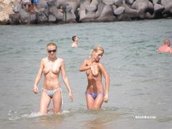 Nude girls on the beach - 111 13/17