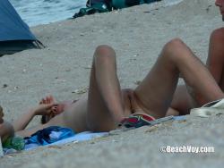 Nude girls on the beach - 388 - a little fuck 55/65