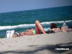 Topless girls on the beach - 079 - part 1 5/36