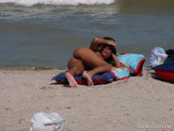 Nude girls on the beach - 192 8/79