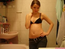 Nude picture collection of a sweet teen on holidays 11/39
