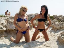 Beach - chantelle and sahara 18/100