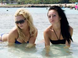 Beach - chantelle and sahara 78/100