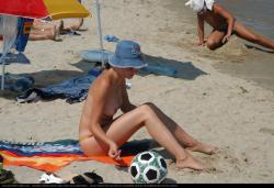 Topless girls on the beach - 020 - part 1  28/49
