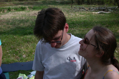 Amateur Couple likes to pose she got a Hairy Pussy